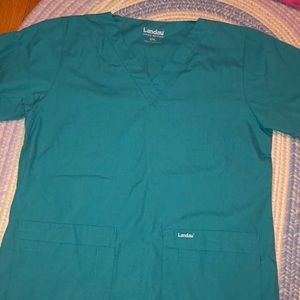 NWOT landau scrub top
